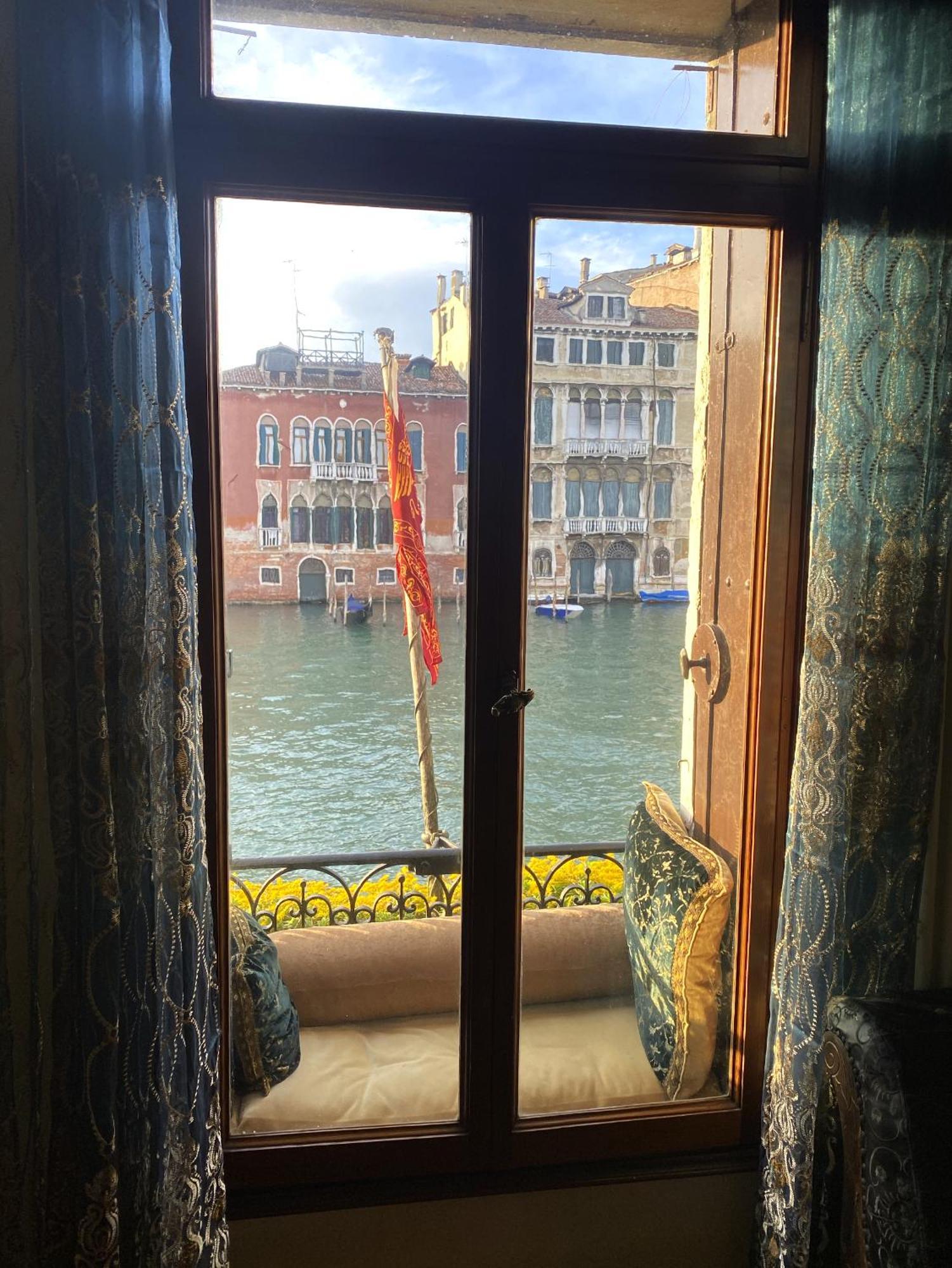 Luxury Apartment On The Grand Canal Venise Extérieur photo